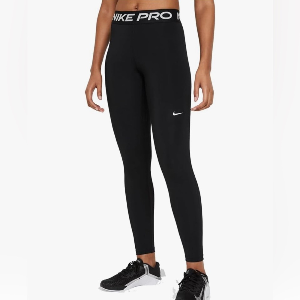 Nike Pro Women’s Black Leggings Size S